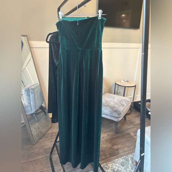 REFORMATION DRESS - Picture 3 of 6